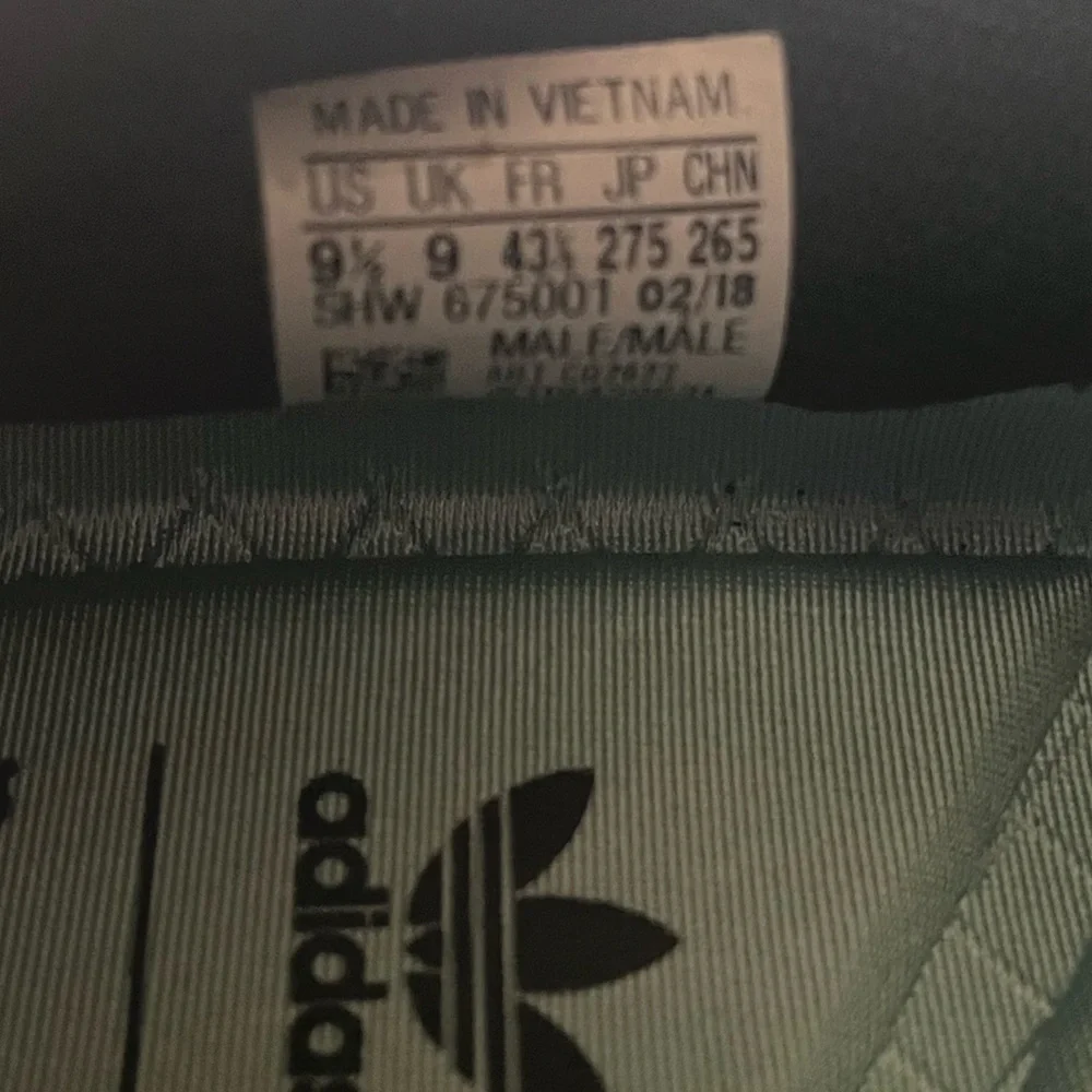 adidas modern lightweight